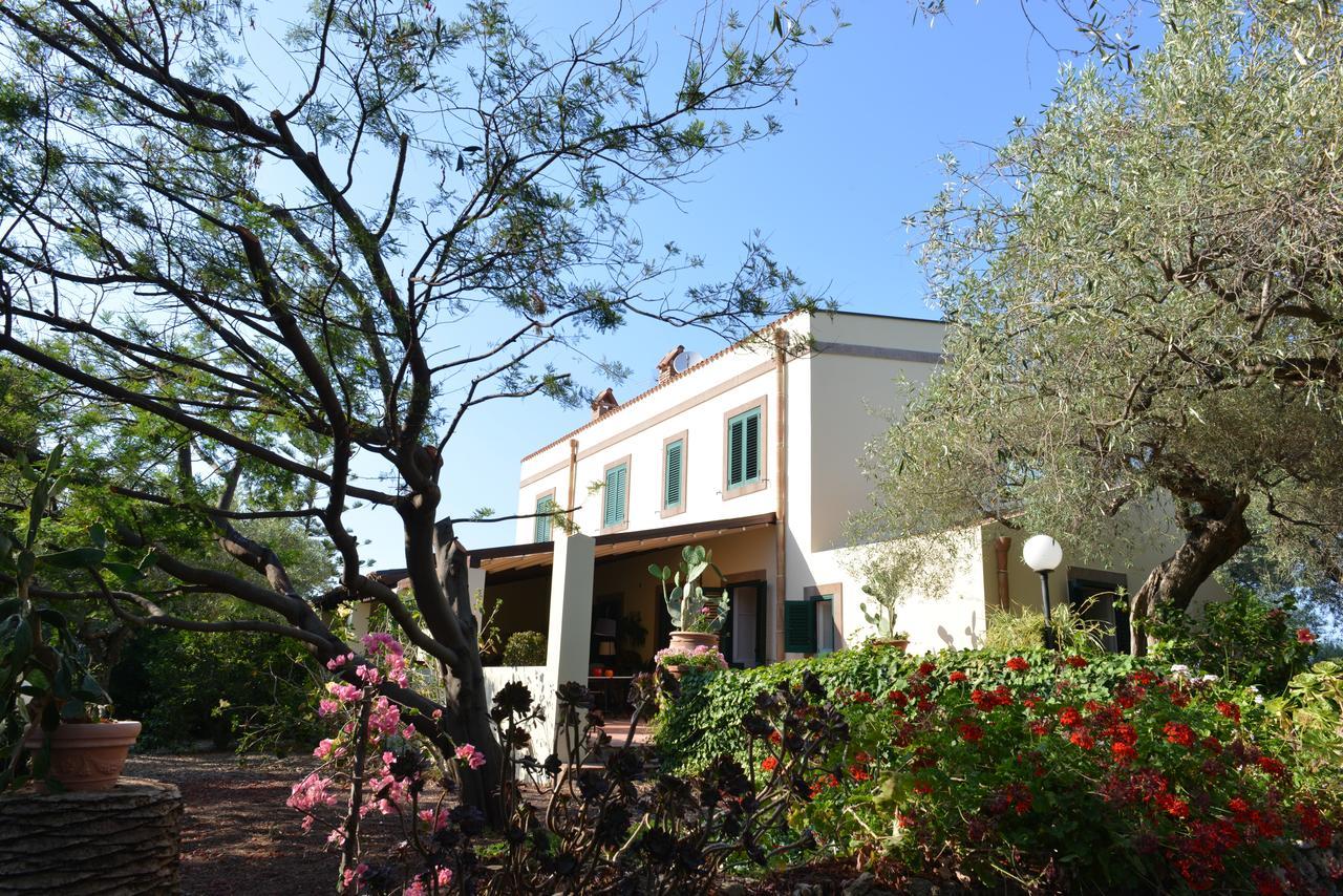 B&B Don Gaspano Pace Del Mela Exterior photo